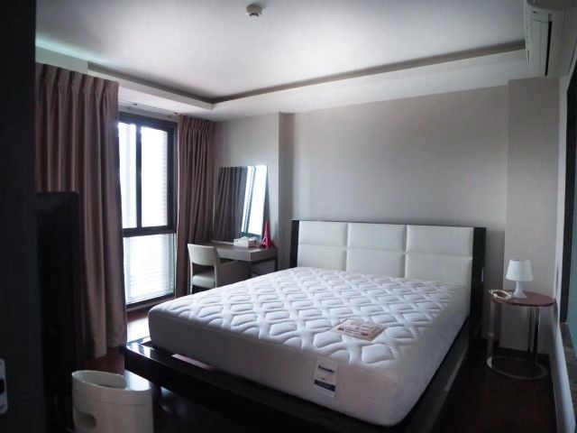 For rent Condo The Address Sukhumvit 61 Fully Furnished (S03-2745)