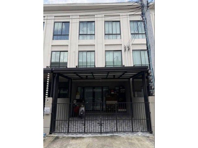 ให้เช่าทาวน์โฮม 3 ชั้น 4 ห้องนอน โครงการ PATIO งามวงศ์วาน - ประชาชื่น เหมาะอยู่อาศัยหรือทำโฮมออฟฟิศ ใกล้ทางด่วนงามวงศ์วา