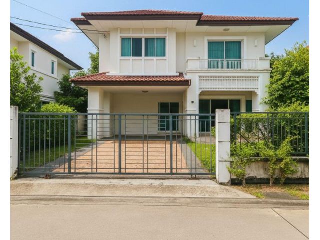 ขายบ้านเดี่ยว 2 ชั้น 74 ตร.ว โครงการเซนโทร รัตนาธิเบศ์ (วัดสวนแก้ว) หลังบ้านติดสวนส่วนกลาง