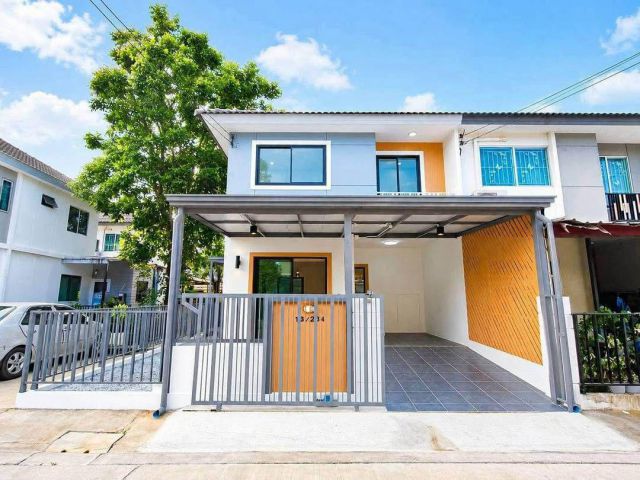 หมู่บ้านพฤกษา95/2 วงแหวน-ปิ่นเกล้า ซอยกันตนา บางใหญ่ ทาวน์เฮาส์ 2 ชั้น หลัง มุมกลับรถ ทำเลดี ห่างจากถนนกาญจนาภิเษกเพียง