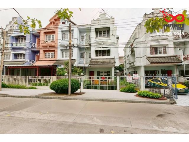 ขายทาวน์โฮม 3 ชั้น 31ตรว.หมู่บ้านลัลลี่วิลล์ ลำลูกกาคลอง 1 ปทุมธานี