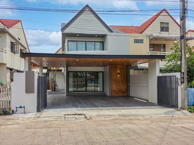 ขายบ้านแฝดรีโนเวทใหม่ ใกล้โรงพยาบาลขอนแก่น ศรีจันทร์ 39