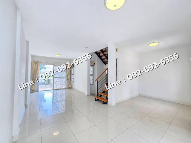 ขายทาวน์โฮม 2 ชั้น 21 ตรว โครงการ วิสต้า อเวนิว เพชรเกษม 81 VISTA Avenue Petchkasem 81