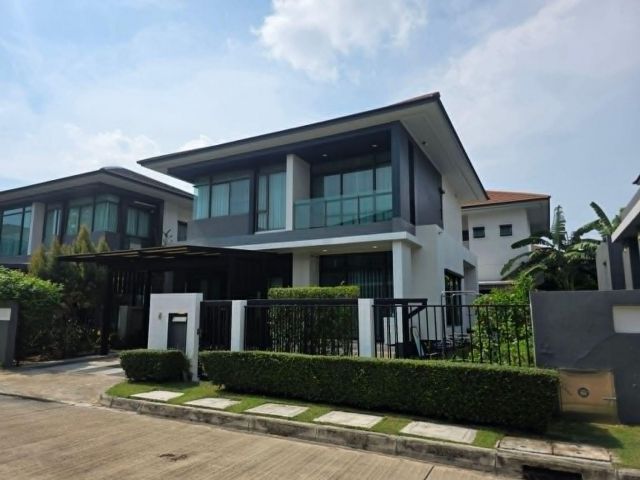 ขายบ้าน "เศรษฐสิริ กรุงเทพกรีฑา 1" โครงการของแสนสิริ พร้อมเข้าอยู่ บ้านอยู่ในซอยเป็นส่วนตัว ทั้งซอยมีเพียง 6 หลังเท่านั