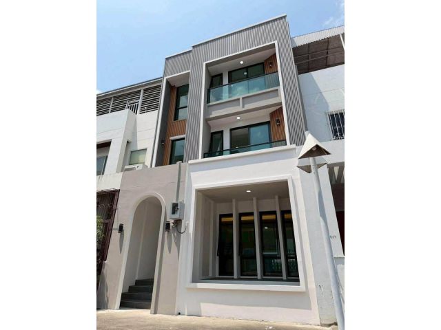 LTH16001 – Home Office & Residence for Sale Punnawithi | Sukhumvit 101 | Near BTS Punnawithi | 12.9 MB | โฮมออฟฟิศและบ้า
