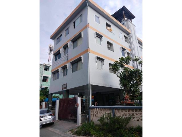 ขายอพาร์ทเม้นท์ลาดกระบัง คุ้มเกล้า21 ที่ดิน 65 ตร.ว ใกล้สนามบินสุวรรณภูมิ นิคมอุตสาหรกรรมลาดกระบัง ปากซอยมีเซเว่น ตลาด L