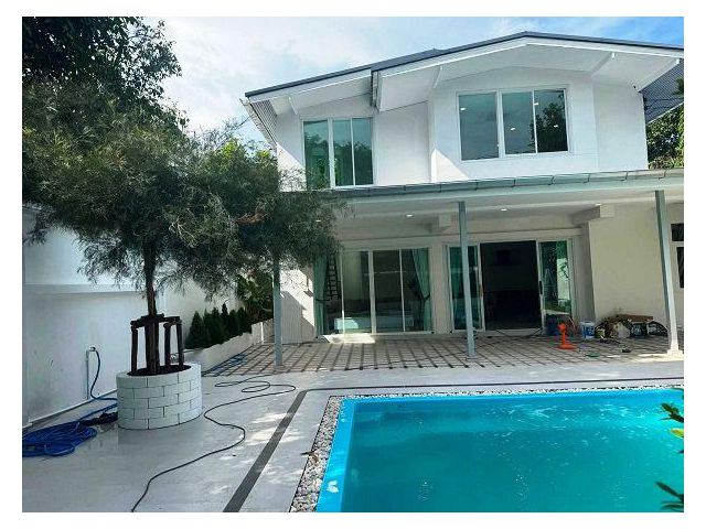 ให้เช่า Pool Villa ใจกลางสุขุมวิท ใกล้ BTS อ่อนนุช (สุขุมวิท 54) บ้านพูลวิลล่าส่วนตัว ทำเลดี เดินทางสะดวก เหมาะสำหรับอย