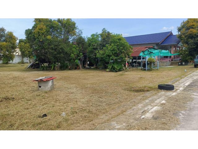 ขายที่ดินเหมือง 108 ตรว. ถมแล้ว เทศบาลหนองมนซอย4 ใกล้หาด2กม. อ.เมืองชลบุรี