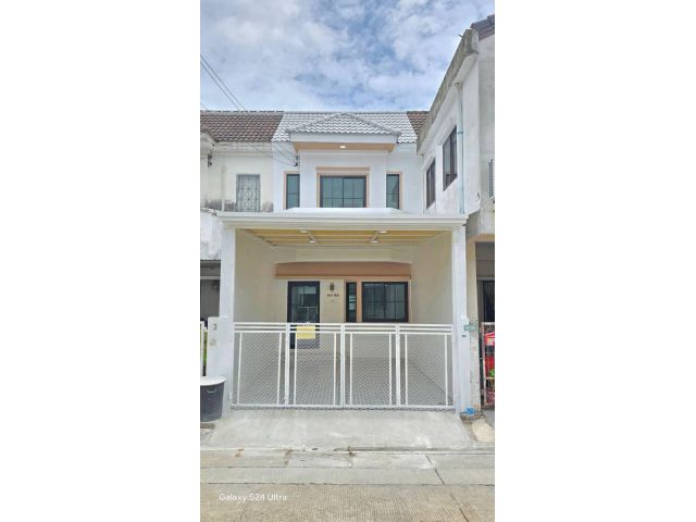 หมู่บ้านสิรารมย์ บ้านกล้วย-ไทรน้อย บางบัวทอง ทาวน์เฮาส์ 2 ชั้น ตกแต่งใหม่พร้อมอยู่ โครงการของแลนด์&เฮ้าส์