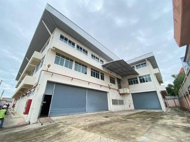 ให้เช่าโรงงาน โกดัง พร้อมสำนักงาน 3 ชั้น ผังม่วง โซนพระประแดง สมุทรปราการ
