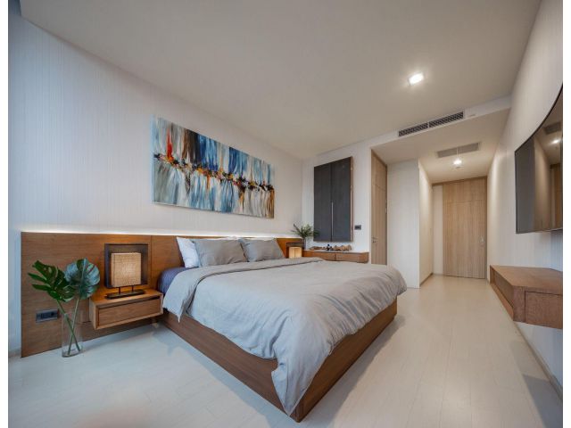 For rent Condo Noble Ploenchit Fully Furnished (S15-0700)