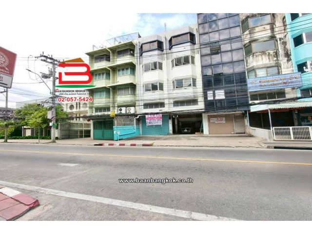 อาคารพาณิชย์ โชคชัย 4 แยก 6 เนื้อที่ 53.4 ตร.ว. ใกล้ BTS โชคชัย 4 แขวงลาดพร้าว เขตบางกะปิ