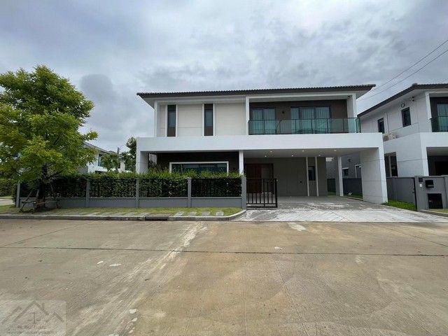 ขายบ้านเดี่ยวหลังมุม 75.4 ตรว 4 ห้องนอน เซนโทร วิภาวดี CENTRO Vibhavadi ทำเลดี ใกล้ Harrow International School ใกล้สนาม