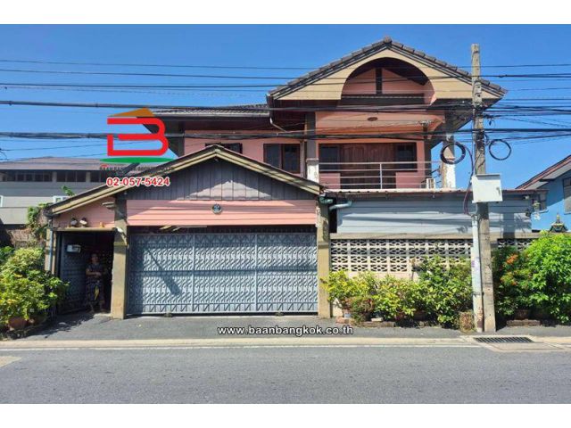 บ้านเดี่ยว 2 ชั้น เนื้อที่ 53 ตร.ว. หมู่บ้านมิตรประชา (ติวานนท์-ปากเกร็ด 46) ตำบลบ้านใหม่ อำเภอบางใหญ่ นนทบุรี