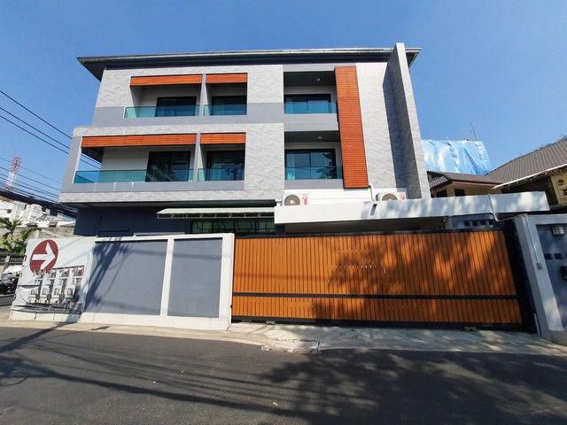 T26-931 ให้เช่า บ้าน โฮมออฟฟิศ 3 ชั้น 70 ตรว. 399 ตรม. ซอย 20 มิถุนา ถนนสุทธิสารวินิจฉัย ห้องนอน 4 ห้อง ห้องน้ำ 7 ห้อง ใ