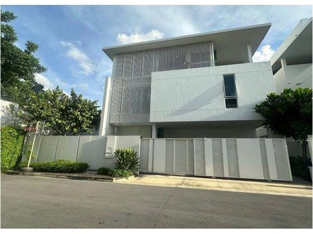 T26-904 ขาย บ้าน โครงการ VIVE เอกมัย-รามอินทรา โยธินพัฒนา 3 45000000 บาท ชั้นทั้งหมด 3 ชั้น กรุงเทพ บางกะปิ
