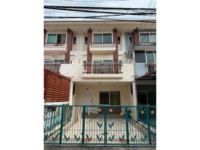 ให้เช่าทาวน์โฮม 3 ชั้น 4 ห้องนอน ศุภาลัย พาร์ควิลล์ รามอินทรา 23 Supalai Park Ville ใกล้ BTS สถานีลาดปลาเค้า
