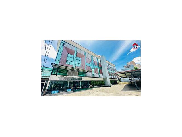 ขายโรงแรม ใจกลางเมืองพิษณุโลก พร้อมดำเนินกิจการต่อรับรายได้ทันที พื้นที่รวม 327.7 ตารางวา พร้อมใบอนุญาตประกอบธุรกิจโรงแร