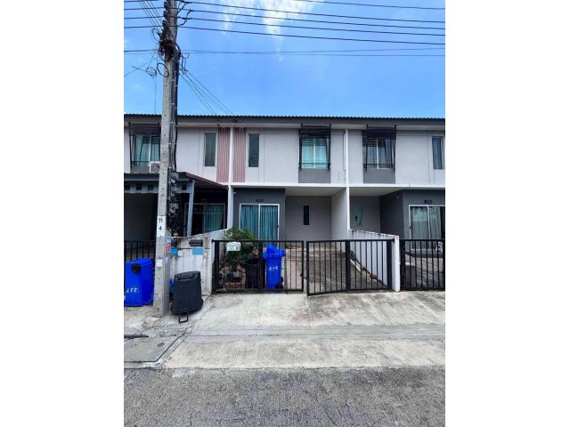 ขายทาวน์เฮ้าส์ พฤกษา 125 ลาดกระบัง-สุวรรณภูมิ 3 **เพียง1.55ล้านบาท** (N.2287)