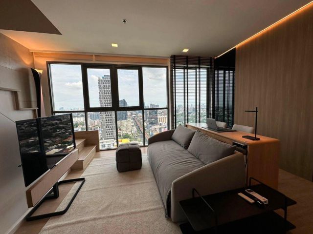 Ideo Mobi Sukhumvit 81 for rent Duplex 1 bedroom 1 bathroom 45 sqm rental 30,000 baht/month