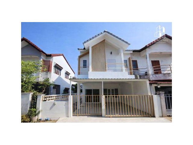 95742 - ขายบ้านแฝด ม.ศุธาวัลย์ ติดถนนใหญ่ ตรงข้ามวัดสวนแก้ว อ.บางใหญ่ จ.นนทบุรี