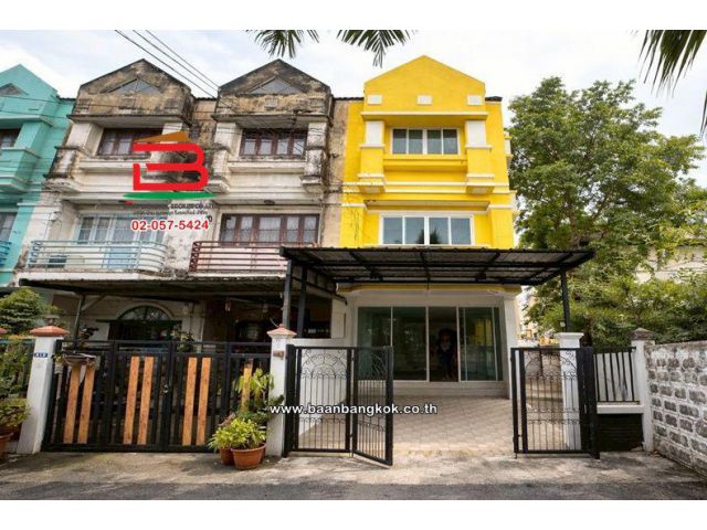 ทาวน์โฮม เนื้อที่ 31 ตร.ว. หมู่บ้านเกษราคลาสสิคโฮม (ซ.11), (ซอยเสรีไทย 81/2) ถนนเสรีไทย-สวนสยาม แขวงคันนายาว เขตคันนายาว