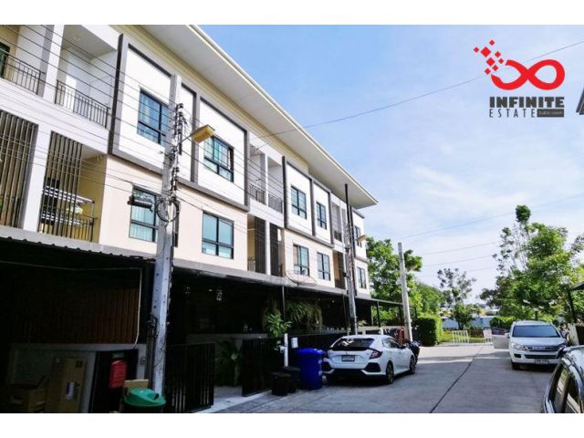 ขายทาวน์โฮม 3 ชั้น เดอะ ทริปเปิล สุขุมวิท 113 ศรีนครินทร์ วัดด่านสำโรง ใกล้ BTS แบริ่ง