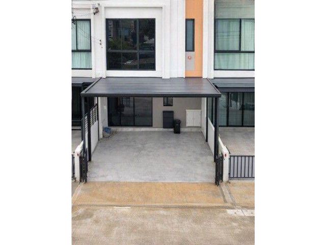 Built inเหมาะอยู่อาศัย700 ม. 4 นอน 3 น้ำ ใกล้รร.เซนต์โยเซฟเมืองเอก พื้นที่ใช้สอย 130 ตร.ม.พร้อมเฟอร์ฯ ทาวน์โฮม 2 ชั้น ทำ