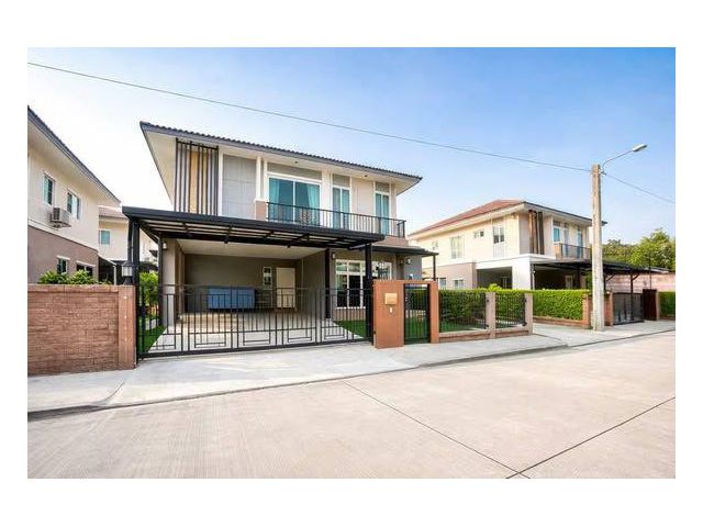 ให้เช่าบ้านเดี่ยว 2 ชั้น 56 ตรว. 4 ห้องนอน ภัสสร เพรจทิสลุกซ์ พัฒนาการ 38 ใกล้ทางด่วน ใกล้เอกมัย ทองหล่อ **รับสัตว์เลี้ย