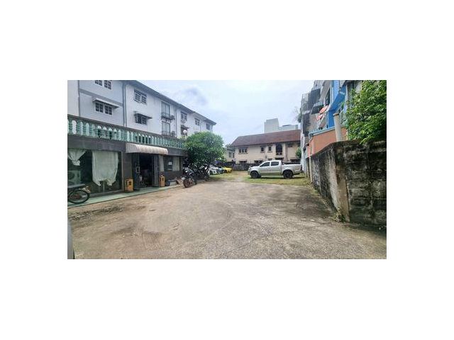 ขาย ที่ดิน 161 ตรว. ลาดพร้าว ซอย 41 เดินทางสะดวก เข้าจากปากซอย 200 เมตร ใกล้สถานนีภาวนาE