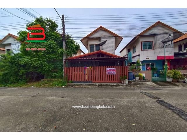 บ้านเดี่ยว เอื้ออาทรคลอง 5/3 (ใกล้สนามกอล์ฟอัลไพน์) เนื้อที่ 21 ตรว. ตำบลคลองห้า อำเภอคลองหลวง จังหวัดปทุมธานี