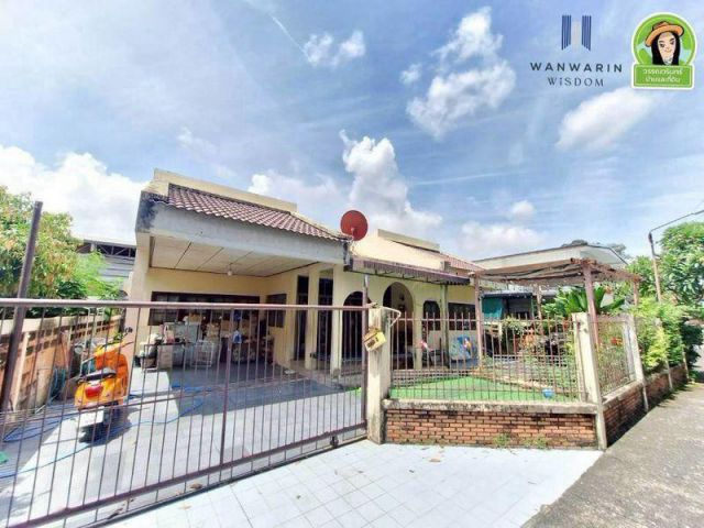 บ้านในซอยชวาลานอก1 (เขตบริการโรงเรียนเบญจะมะฯ-อุบล)