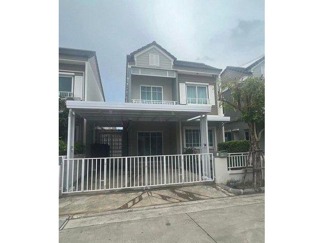 ให้เช่าทาวน์โฮม 2 ชั้นสไตล์บ้านเดี่ยว 3 ห้องนอน The Village บางนา-วงแหวน 3 บางนา กม.8 ใกล้เมกะบางนา