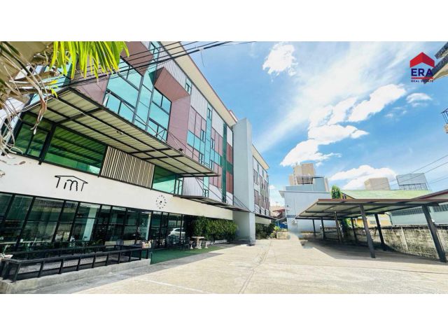 ขายโรงแรม ใจกลางเมืองพิษณุโลก พร้อมดำเนินกิจการต่อรับรายได้ทันที พื้นที่รวม 327.7 ตารางวา