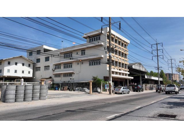 ขาย ร้านขายวัสดุก่อสร้าง ติดถนนมิตรภาพ อ.เมืองโคราช