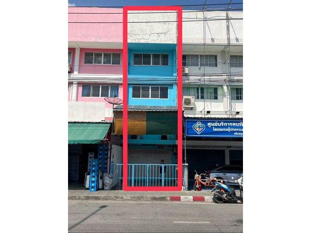 ขายอาคารพาณิชย์ 3.5 ชั้น ซอยพระยาสุเรนทร์ 20 แขวงบางชัน เขตคลองสามวา กรุงเทพฯ