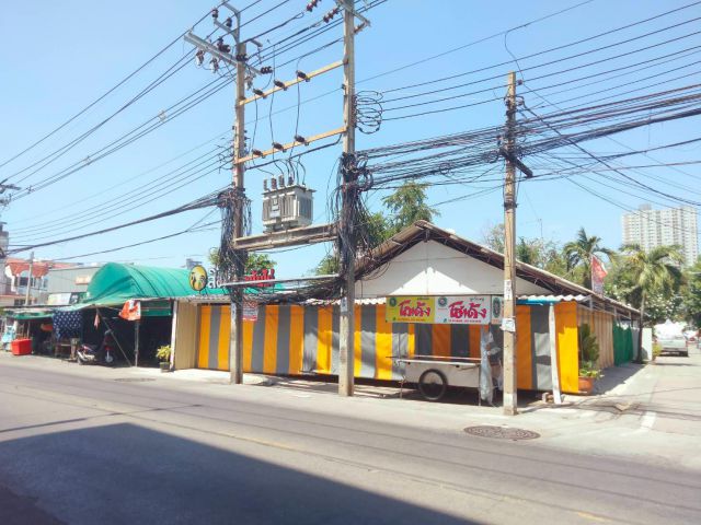 ขายที่ดินสวย สีส้ม ย.6 รวม 4-3-21 ไร่ นนทบุรี ใกล้รถไฟฟ้าสายสีม่วง เหมาะทำโครงการจัดสรร-คอนโด
