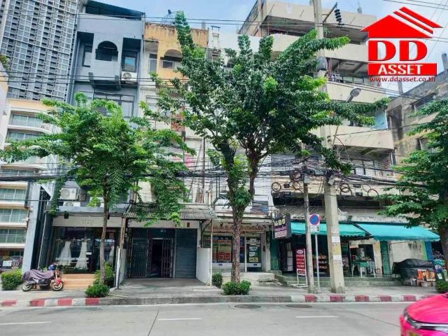 ขายอาคารพานิชย์ 4 ชั้นครึ่ง สุขุมวิท 101/1 ใกล้ BTS ปุณวิถี