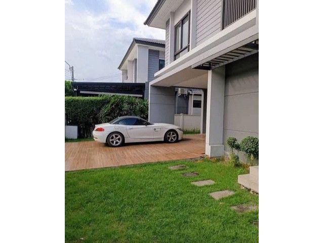 บ้านเดี่ยว 4 ห้องนอน 3 ห้องน้ำ พร้อมเฟอร์นิเจอร์ครบชุด Centro รามอินทรา – จตุโชติ