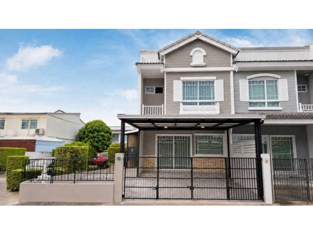 หมู่บ้านอินดี้บางใหญ่ โครงการของ Land & houseทาวน์โฮม 2 ชั้น หลังมุม โปร่ง ลมดี มีพื้นที่ข้างบ้าน