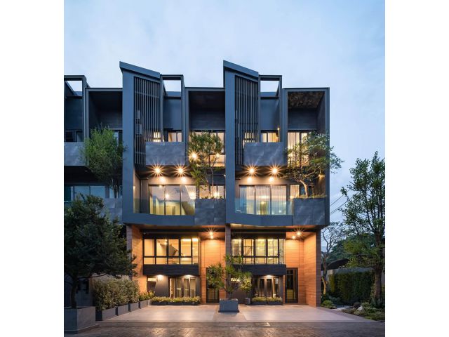 ให้เช่า ทาวน์โฮมหรู 3.5 ชั้น The Eight จตุจักร-รัชดา สไตล์โมเดิร์น Privacy Residence (บ้านใหม่)