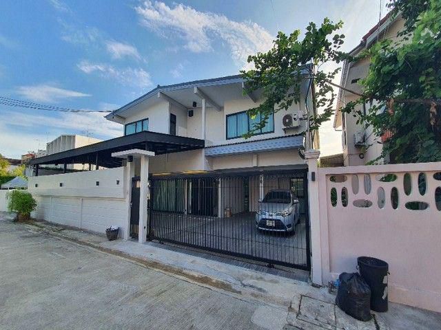 T26-406 ให้เช่า บ้าน - ใกล้กับ ใกล้ Central Eastville ชั้นทั้งหมด 2 ชั้น