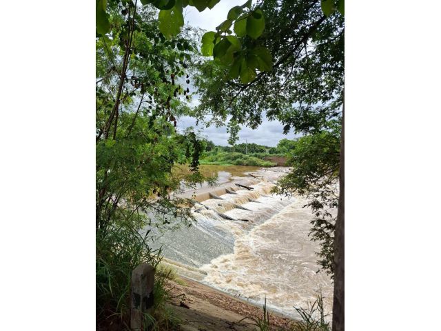 ขายที่ดินหน้าติดถนนหลังติดน้ำปิงขุนคงหางดงพร้อมโอน
