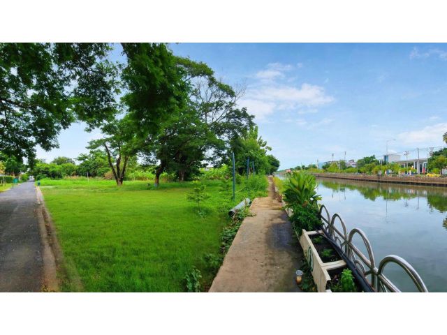 ขายที่ดิน 220 ตร.ว. ติดคลองทวีวัฒนา—แปลงสวย ราคาเจ้าของ ปล่อย ขาย ราคาถูก ใกล้ถนนพรานนก - สาย 4 ใกล้ ม.กรุงเทพธน ใกล้ ม.