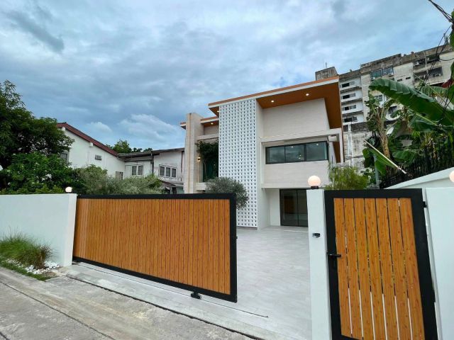 ขายบ้านเดี่ยว3 ชั้น โซนลาดพร้าว ย่านโชคชัย 4 นาคนิวาส ลาดพร้าว-วังหิน