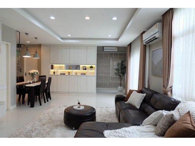 ให้เช่าบ้านเดี่ยว 2 ชั้น ใกล้ เมกา บางนา เซ็นทรัล บางนา หมู่บ้านมัณฑนา 2 บางนา กม.7 ซอย รร.ราชวินิต บางแก้ว