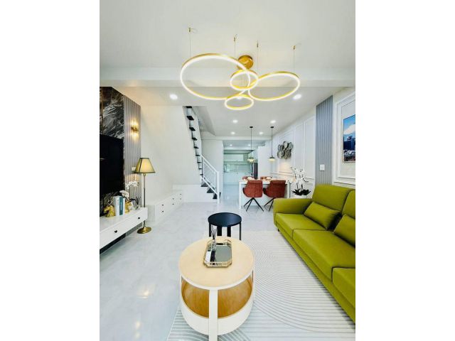 ขายทาวน์เฮ้าส์ 2 ชั้น หมู่บ้านพัทยารุ่งเรือง(PR:Aem)  ตกแต่งสไตล์ Modern Classic พร้อมอยู่ Built-in ทั้งหลัง