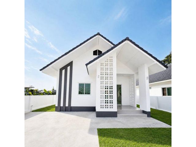 บ้านเดี่ยวสร้างใหม่ ใกล้แหลมฉบัง พร้อมเข้าอยู่ 2ห้องนอน 2ห้องน้ำ 2ที่จอดรถ จัดโปรเพียง 2,390,000 บาท
