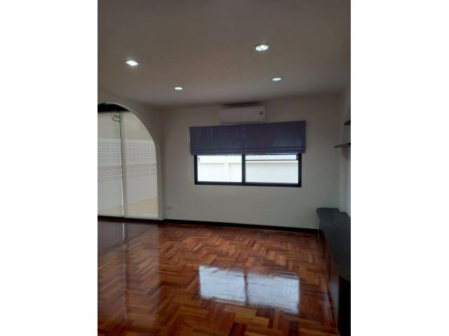 ขายบ้านเดี่ยว 2 ชั้น 85 ตร.ว. ซอยมิถุนายน 20 แยก 5 ใกล้โรงเรียนนานาชาติเคไอเอส