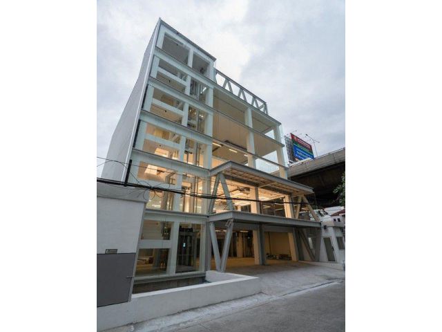 T26-325 ให้เช่า อาคารพาณิชย์ - 450000 บาทต่อเดือน ชั้นที่ 1